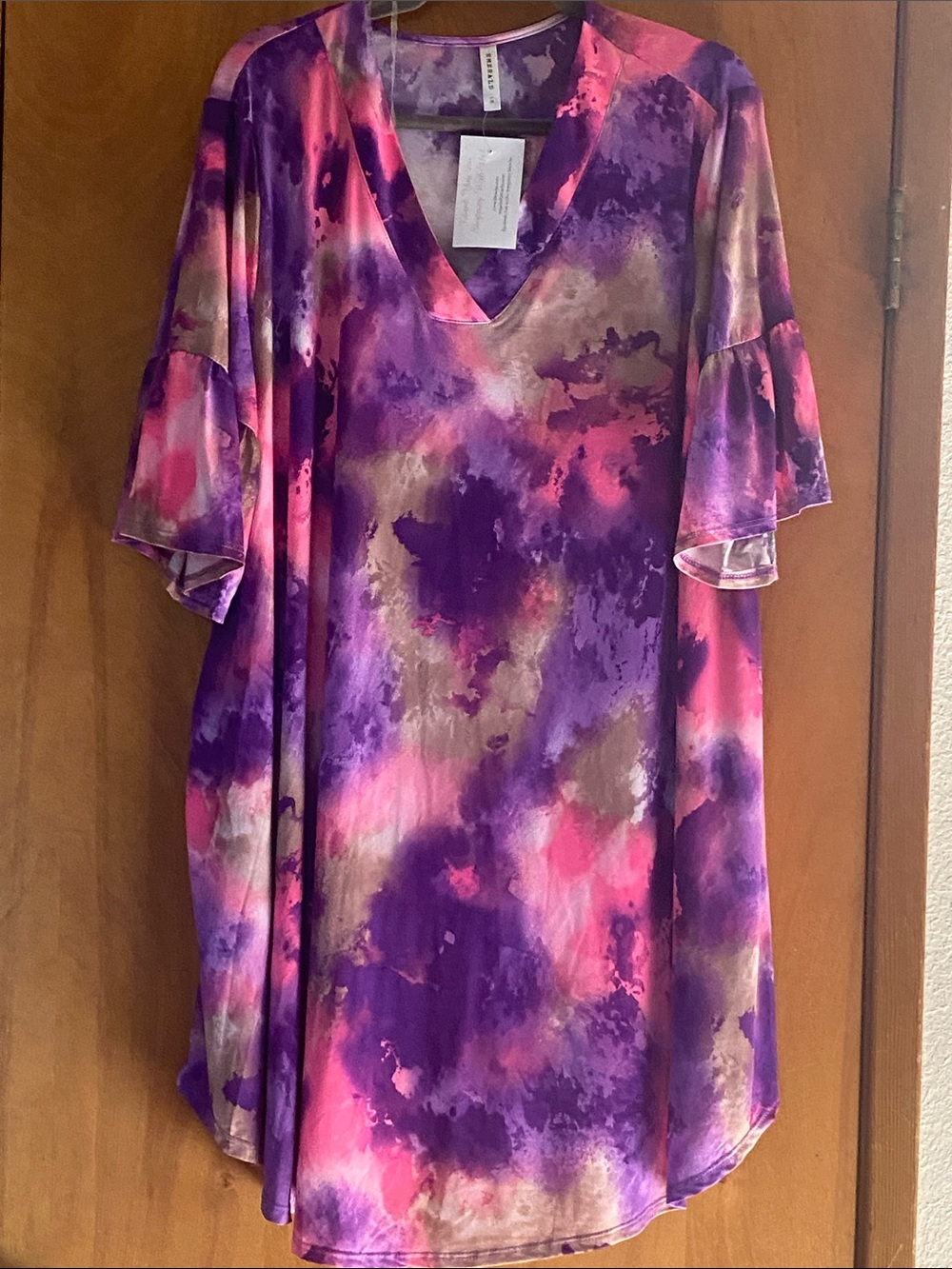 V-Neck Maxi Dress in Purple Pink Tie-Dye